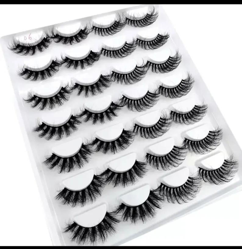 100% fluffy 14 pair mink lashes. Different sets of lash books, it can be re-used more than 30 times.Vegan free