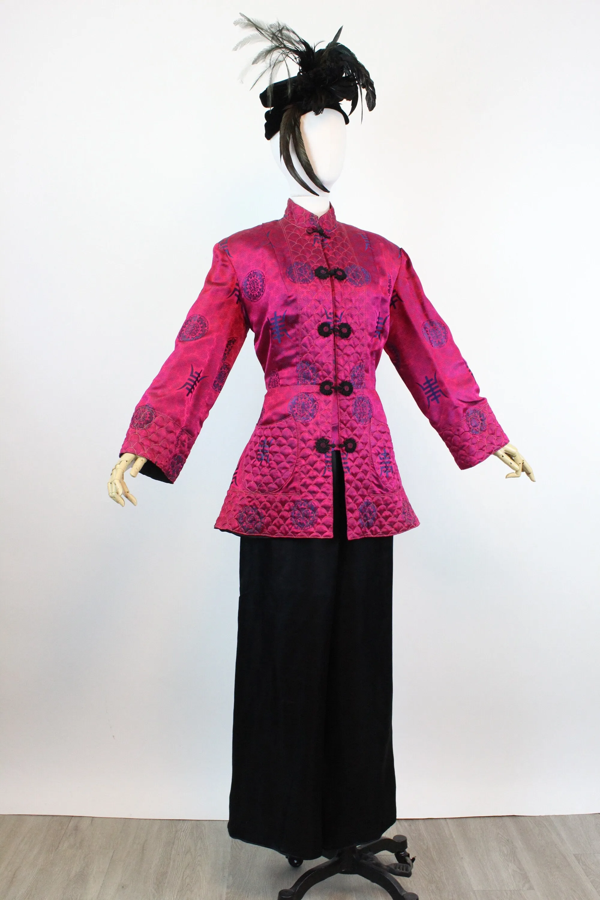 1940s ASIAN silk QUILTED jacket and pants set medium large | new fall