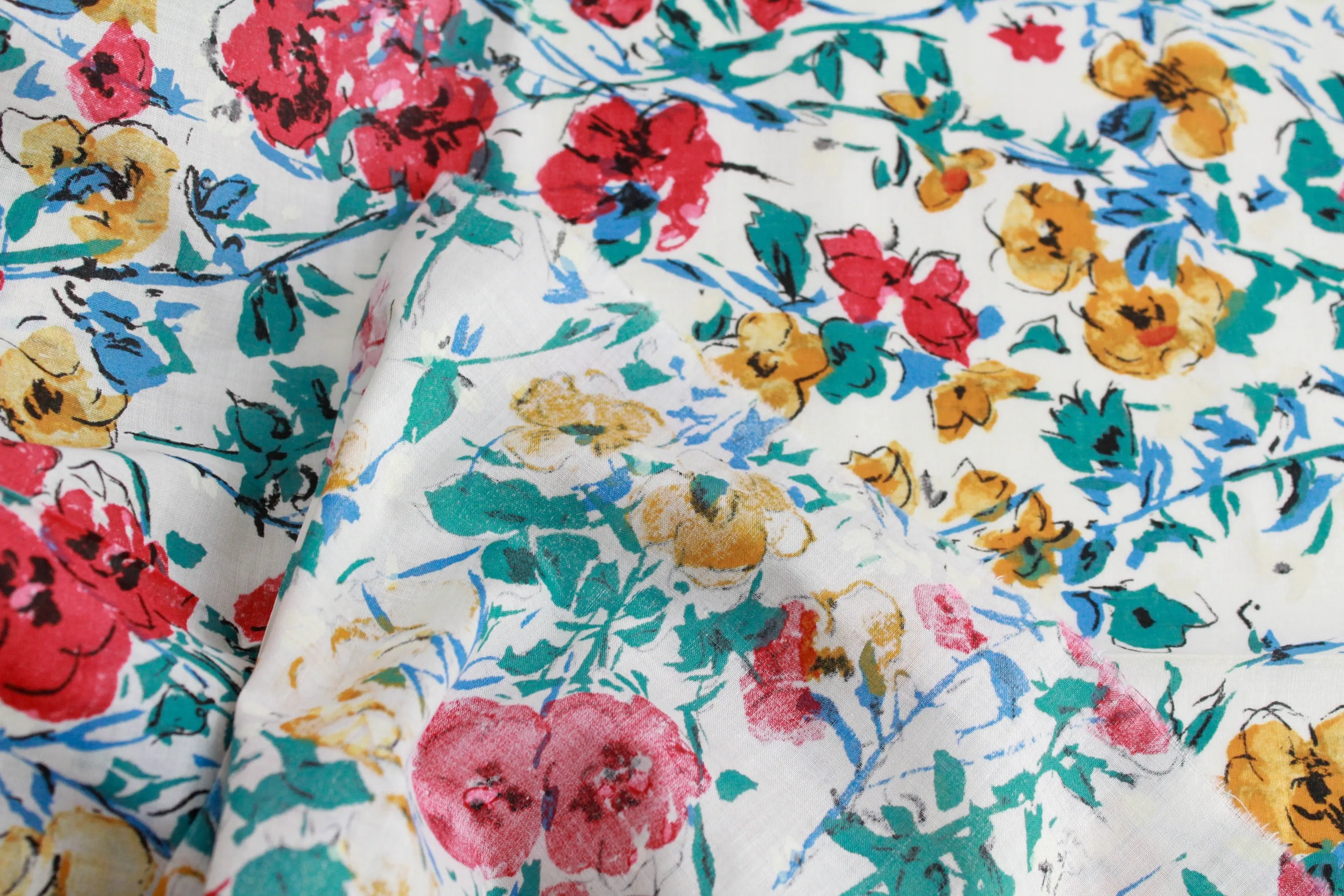 1940s Floral Print Cotton, 4.9 Yards, Vintage Painterly Flower Print