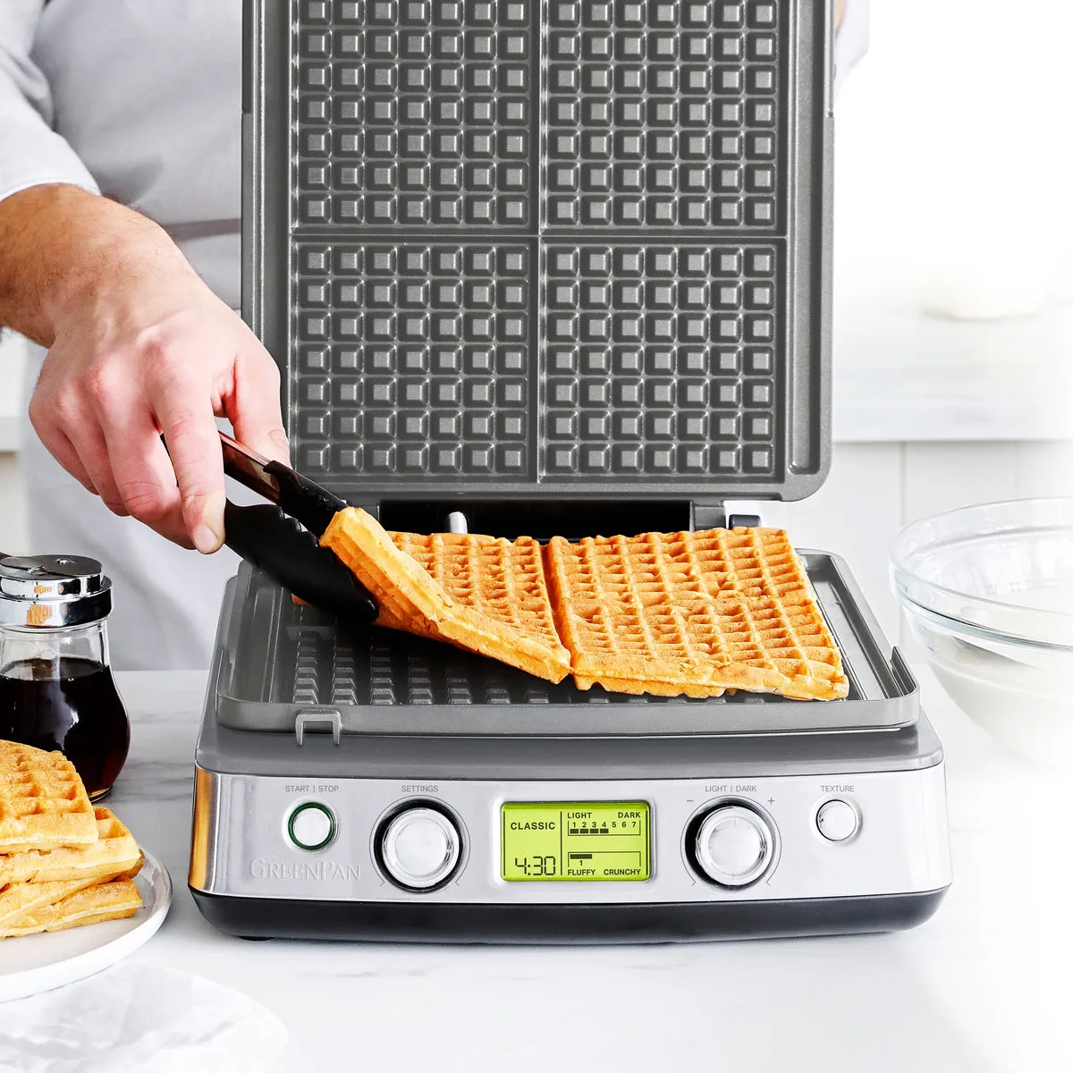 Elite Ceramic Nonstick 4-Square Waffle Maker | Graphite