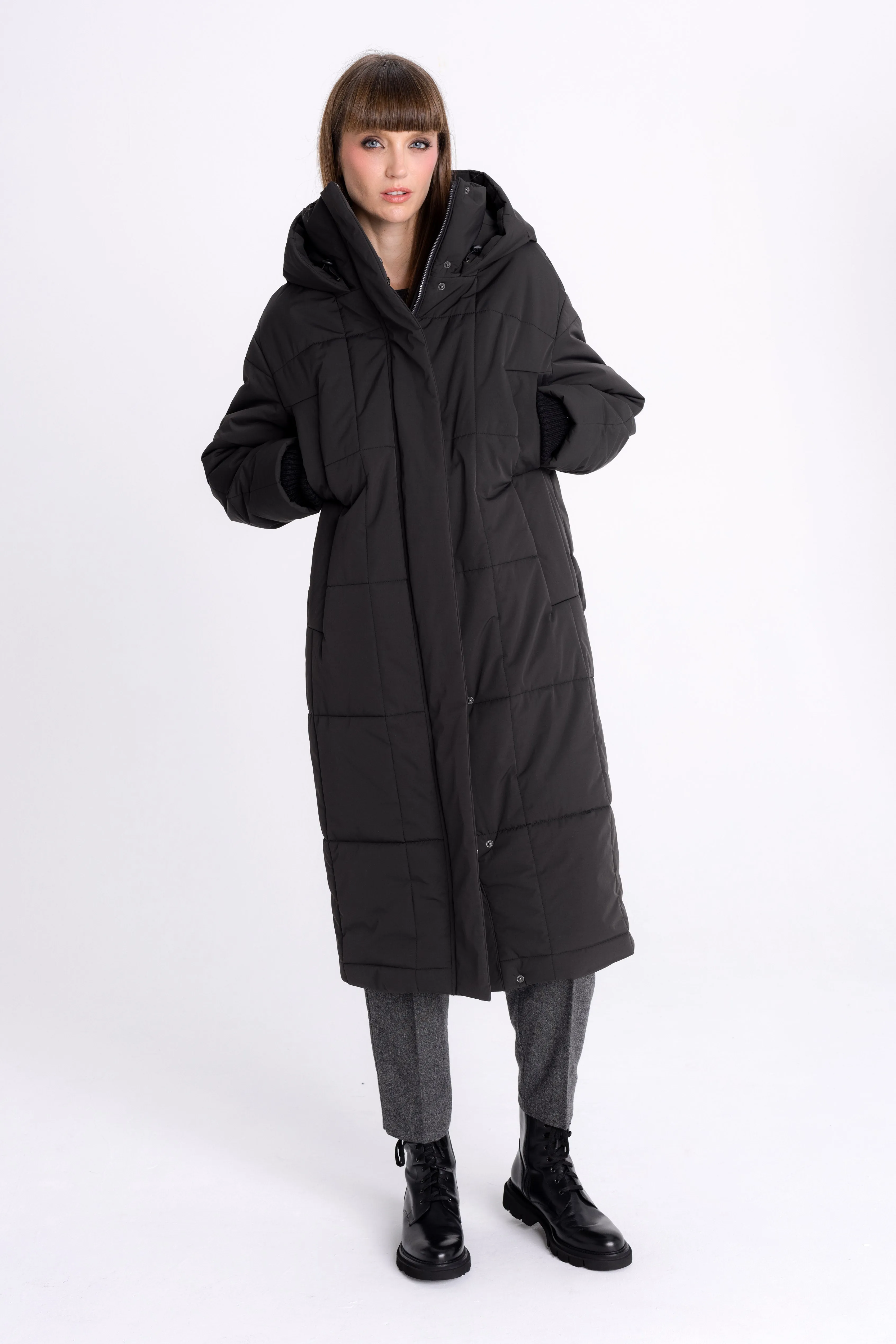 GRAPHITE PADDED COAT WITH HOOD