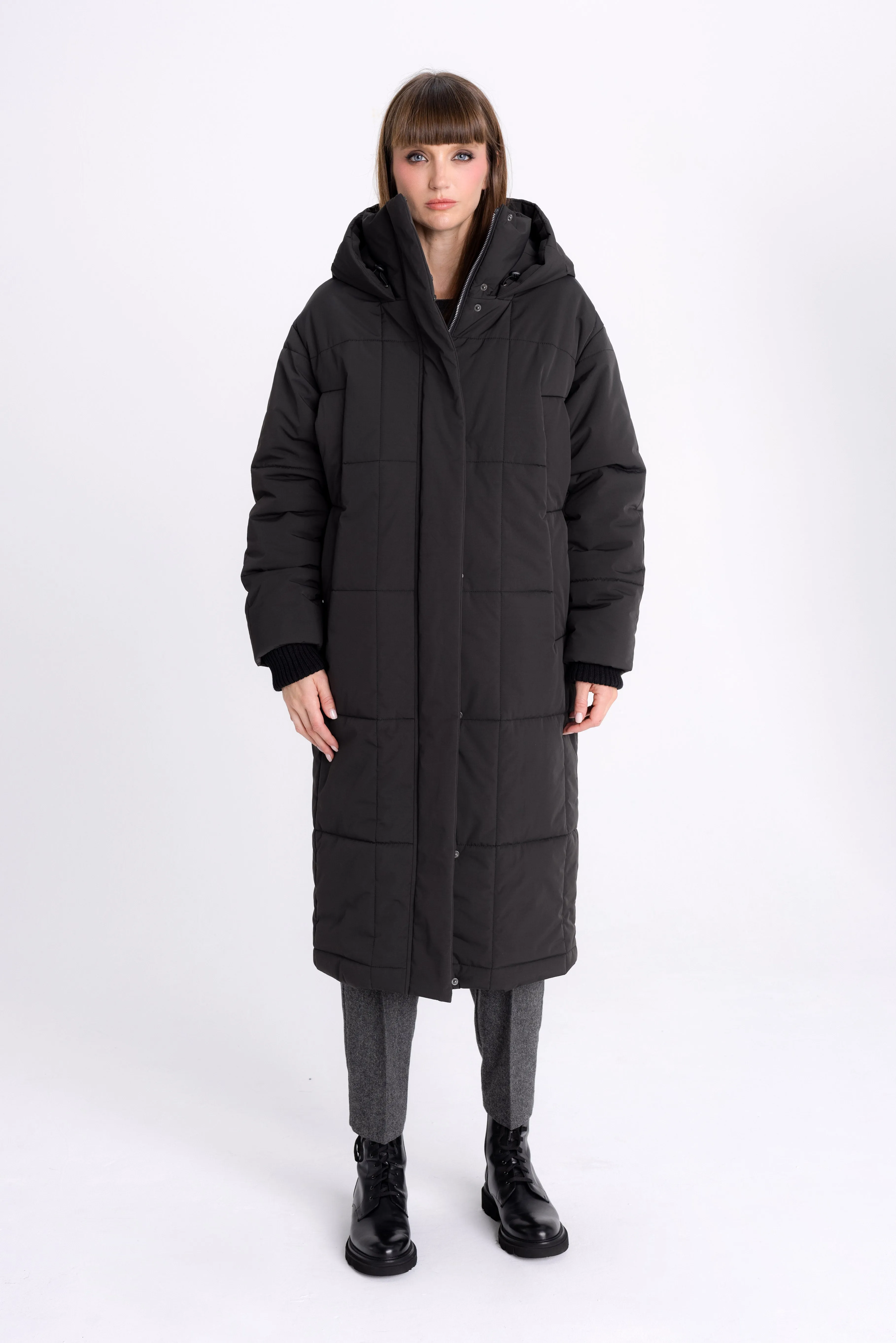 GRAPHITE PADDED COAT WITH HOOD