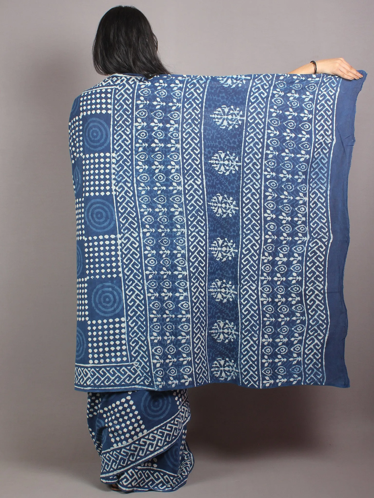 Indigo White Cotton Hand Block Printed & Painted Saree - S03170671