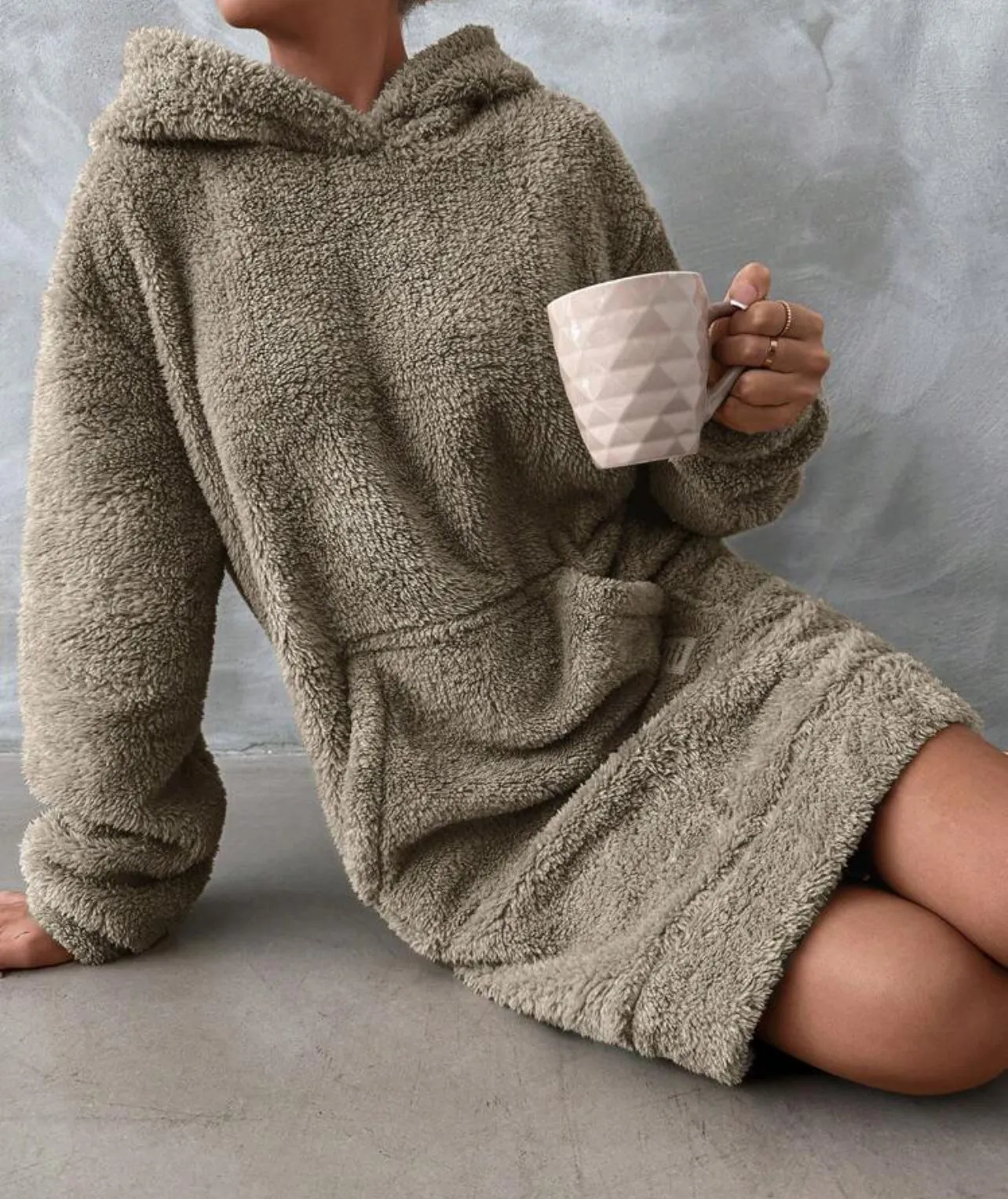 Oversized Fluffy Hoodie Sweatshirt, Comfortable Sleepwear with Kangaroo Pocket and Drop Shoulder