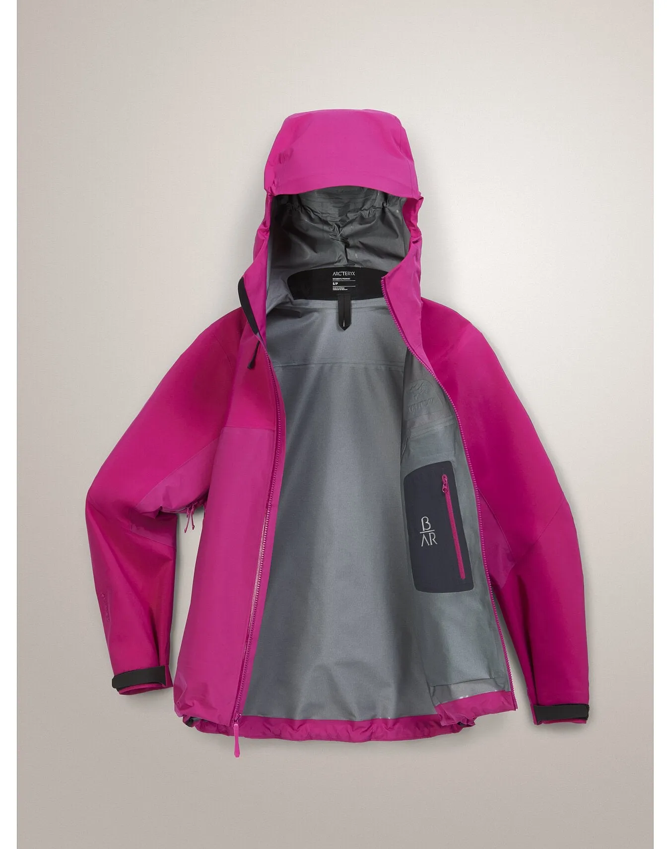 Women's Beta AR Stormhood Jacket